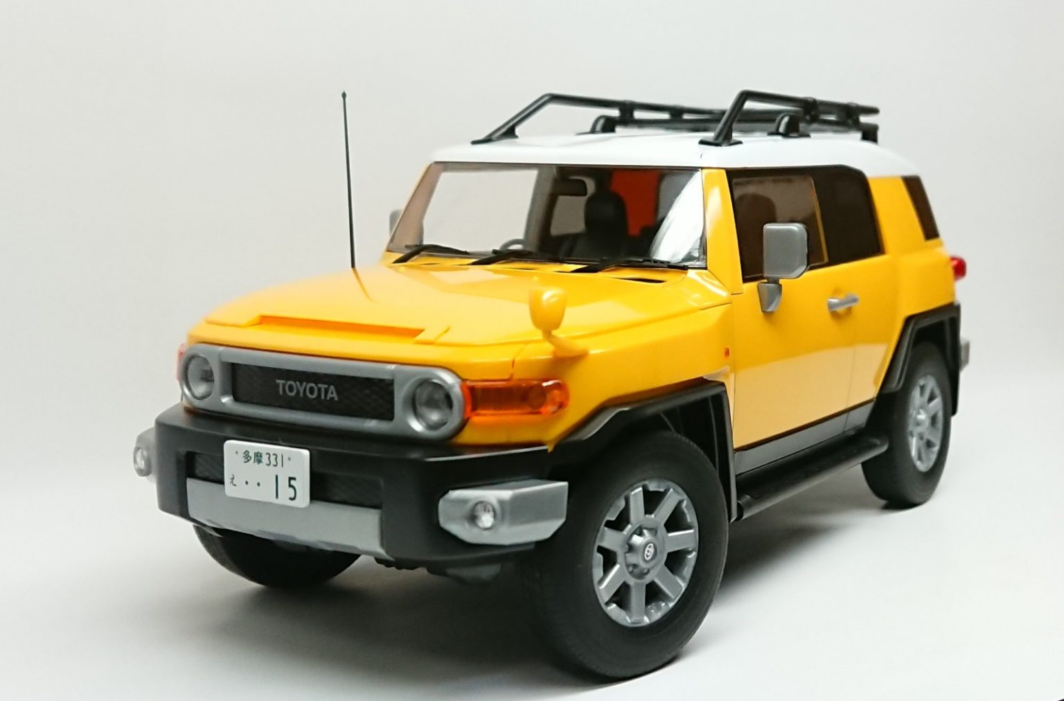 完成品 フジミ模型 1/24 車NEXTシリーズ No.10 トヨタ FJクルーザー (ツートーンイエロー)の完成品ギャラリー