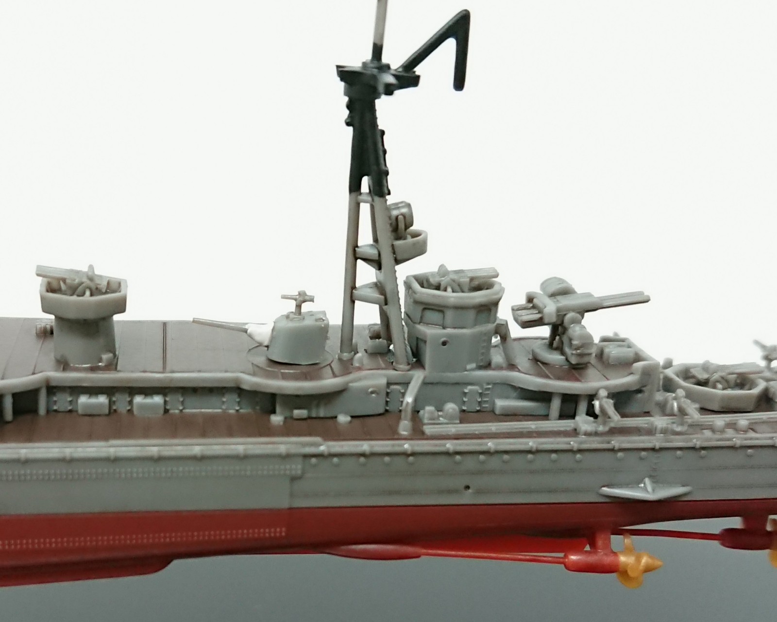 フジミ模型 1/700 艦NEXTシリーズ色分け済みプラモデル「No.18 日本海軍 軽巡洋艦 多摩(たま) 昭和19年(1944)」完成品ギャラリー  | 初心者プラモデル道