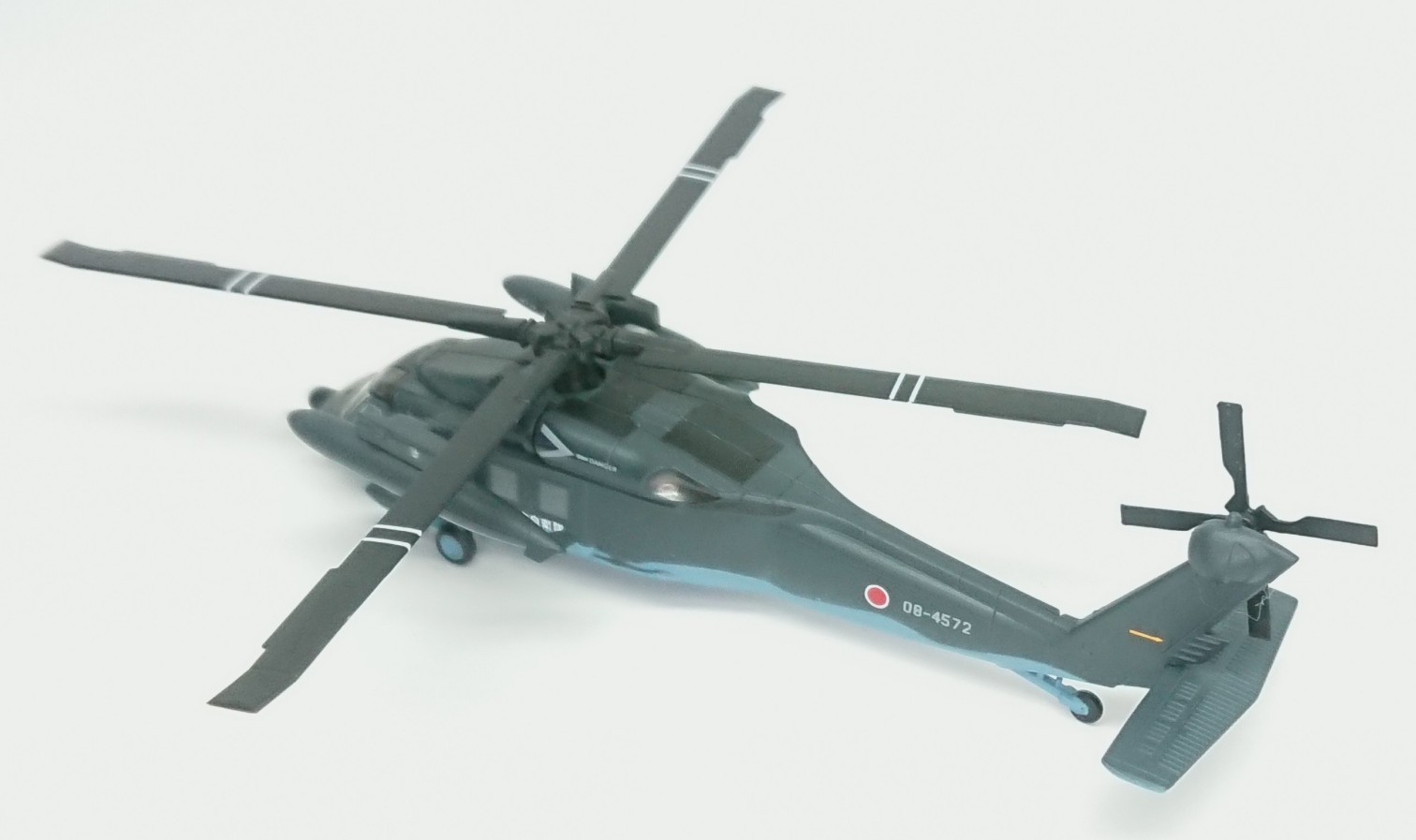 第一ネット ヘリボーンコレクション9 2 A Uh 60j 航空自衛隊 洋上迷彩 ブラックホーク ロクマル 未組立品 Lacistitis Es